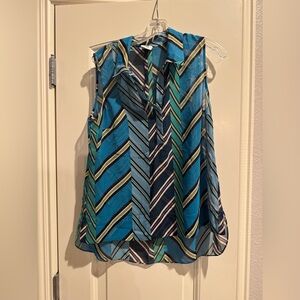 CAbi sleeveless A-line  body, shirt collar , 1/4 button front placket.